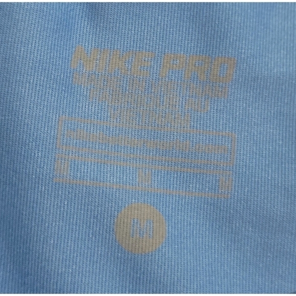 Nike Pro Capri Leggings_size medium - Picture 3 of 3